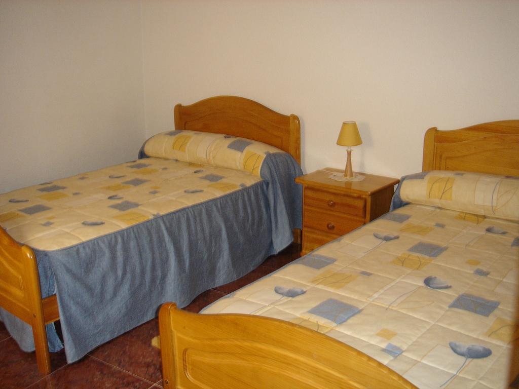 Apartamentos Serrano Ribatajada Exterior foto