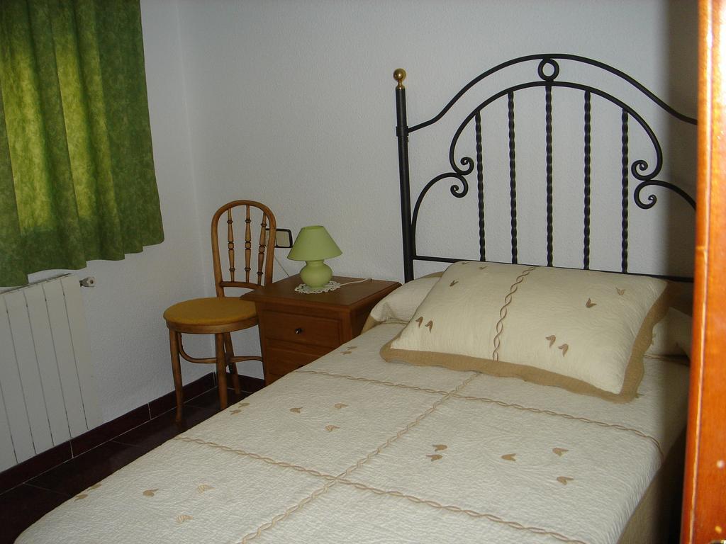 Apartamentos Serrano Ribatajada Exterior foto